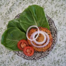 Healthy Turkey Burger Recipe with Greek Yogurt & Fresh Herbs
